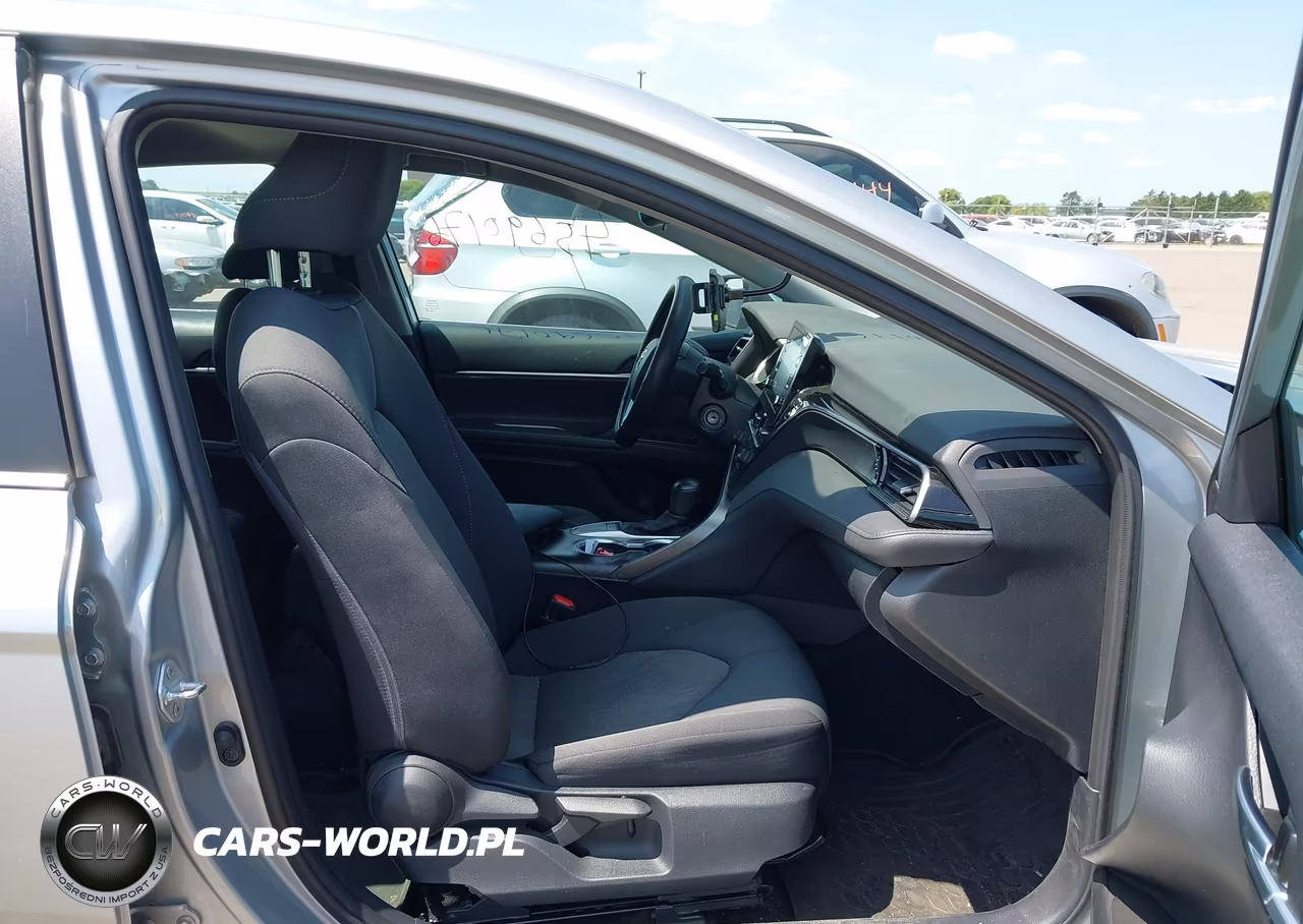 2023 Toyota Camry Le VIN:4T1C11AK5PU117586 - 5