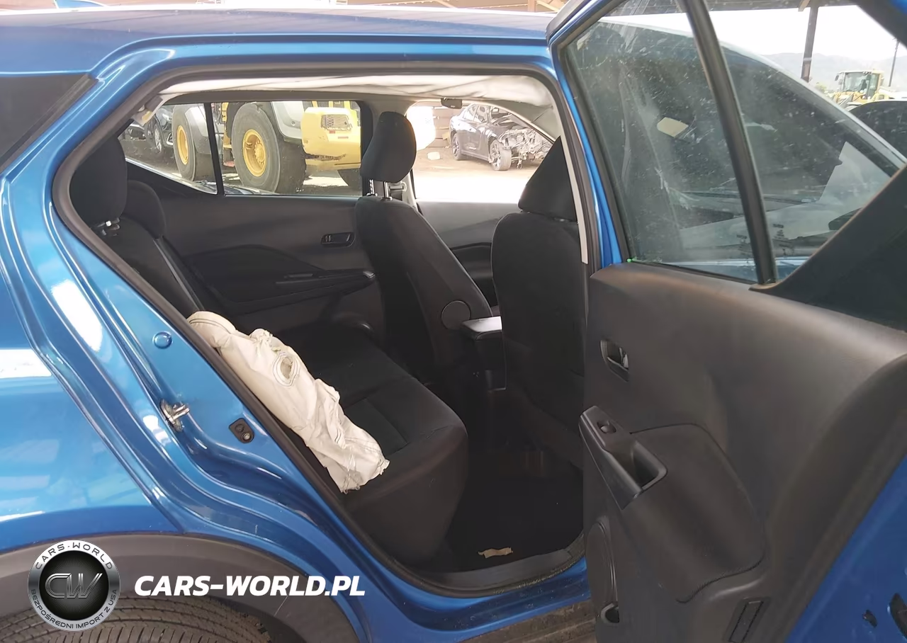 2025 Nissan Kicks Play S VIN:3N1CP5BV6SL474090 - 8