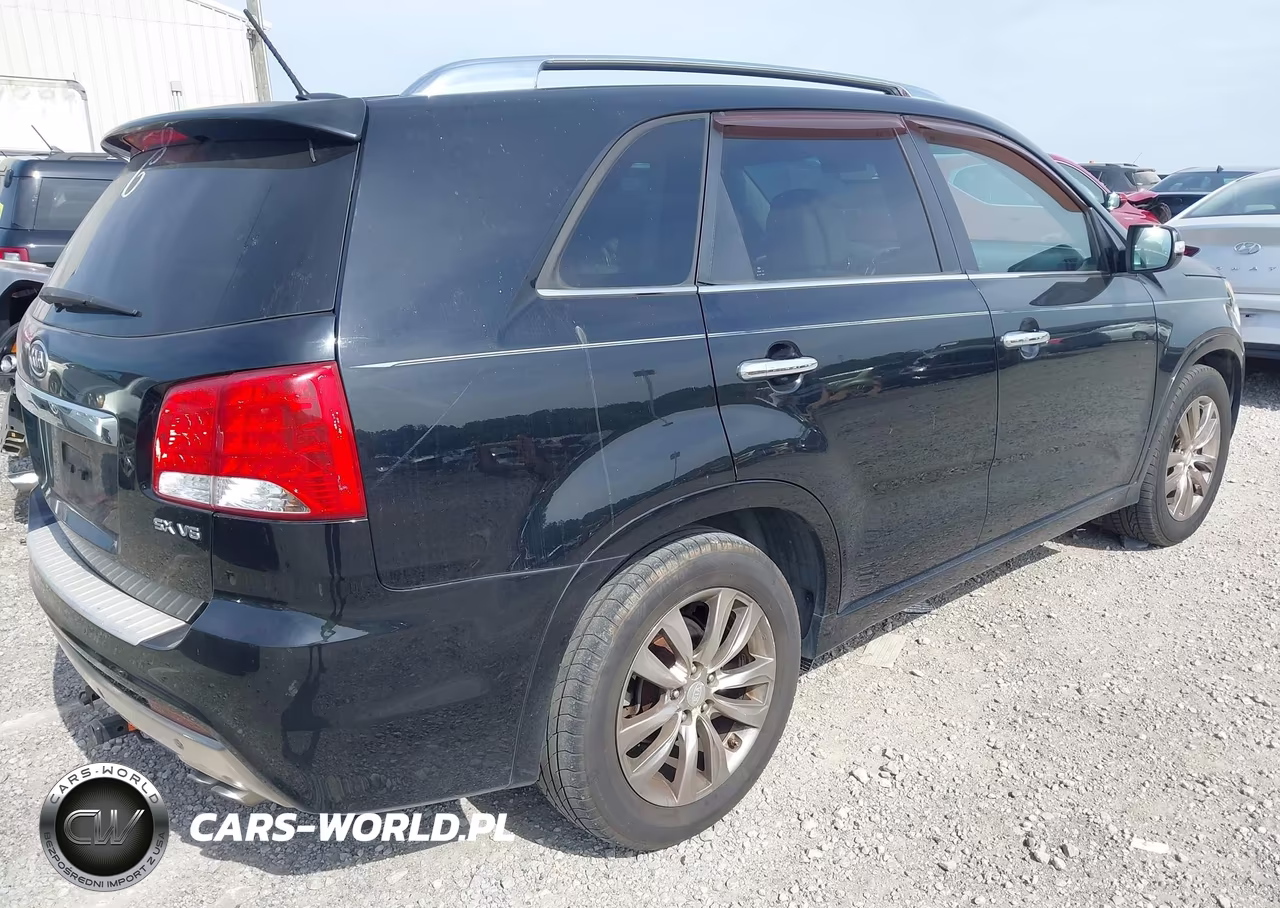 2011 Kia Sorento Sx V6 VIN:5XYKW4A24BG104292 - 4