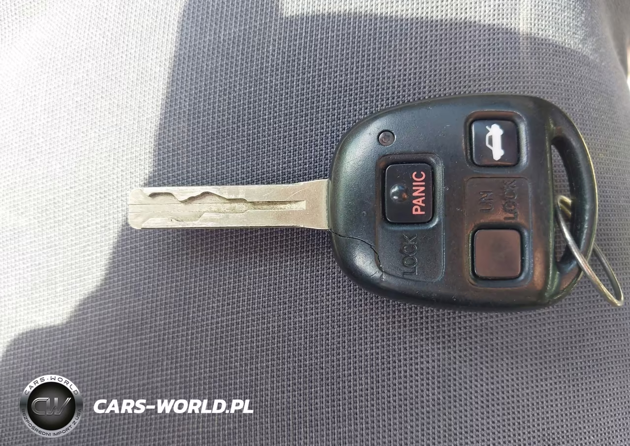 2003 Lexus Es 300 VIN:JTHBF30G136015564 - 11