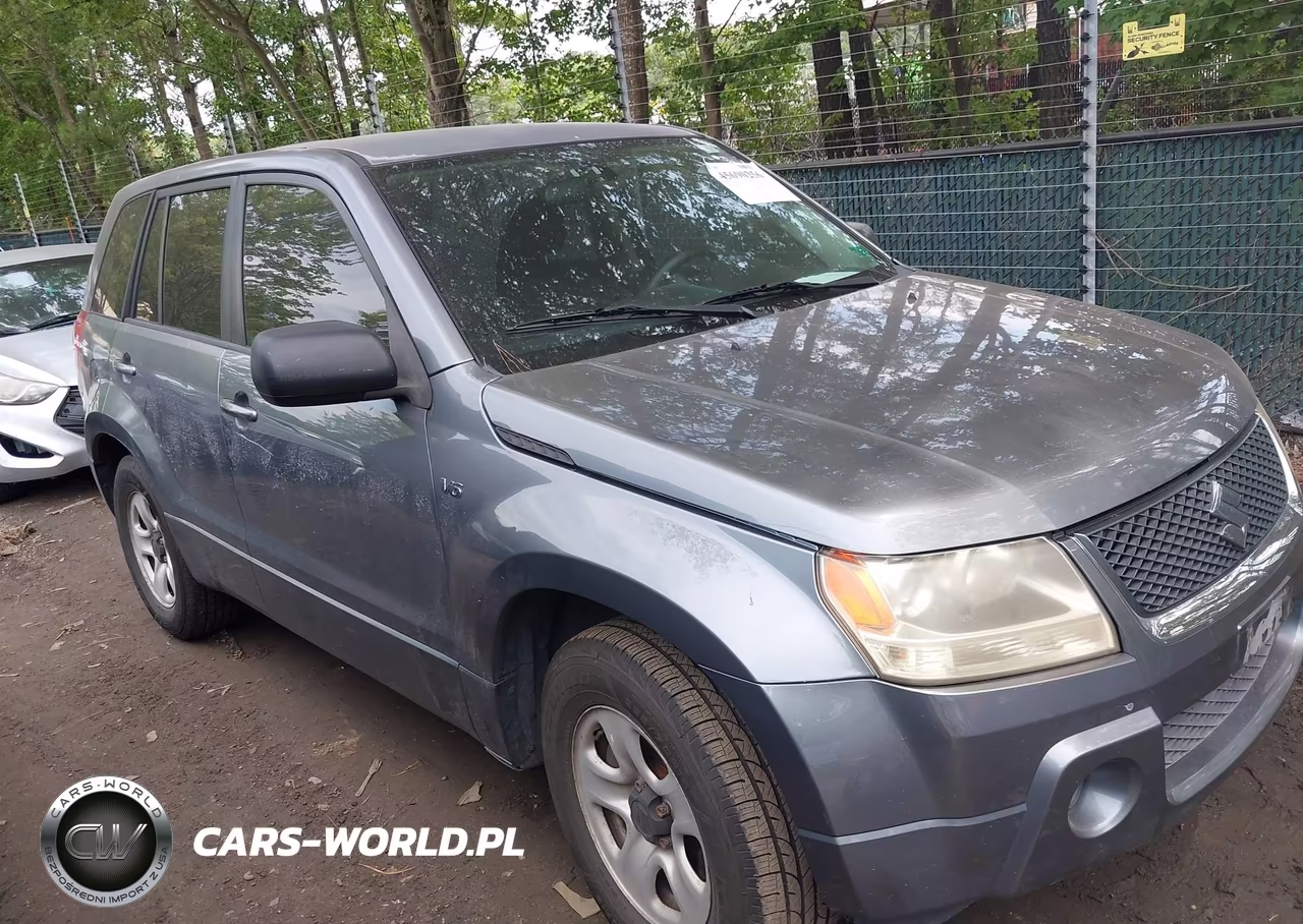 2008 Suzuki Grand Vitara Appearance-Appearance Plus-W-Spare Cargo Covers – zdjęcie 1 z 11