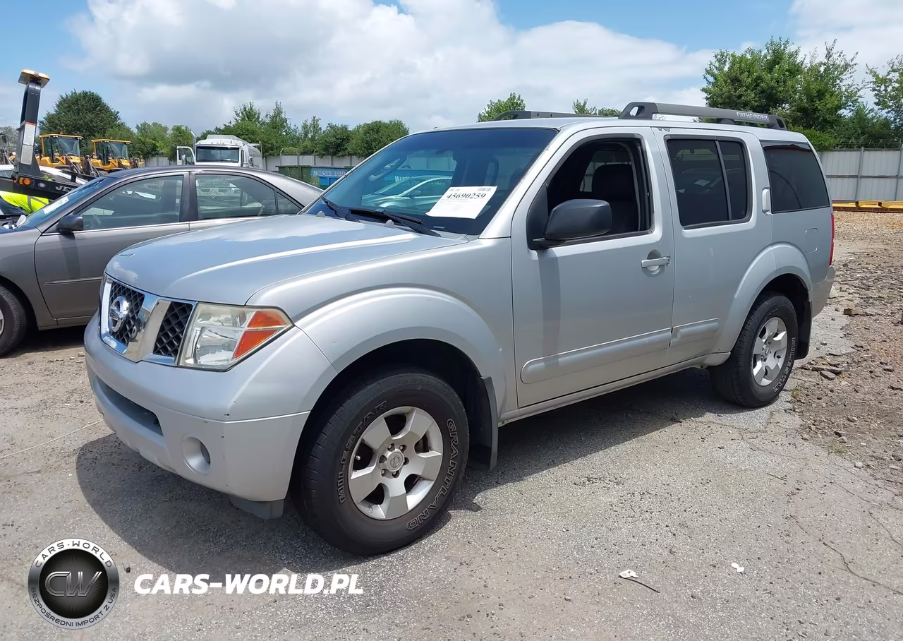 2005 Nissan Pathfinder Xe VIN:5N1AR18U15C758745 - 2