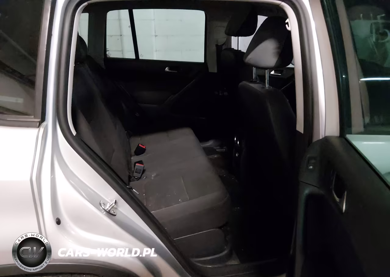 2013 Volkswagen Tiguan S VIN:WVGBV3AX9DW621842 - 8