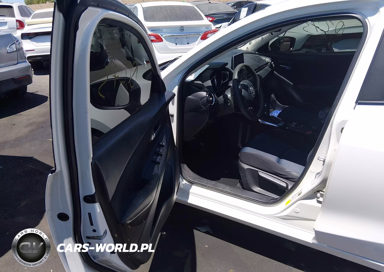 2017 Toyota Yaris Ia VIN:3MYDLBYV6HY161122 - 5
