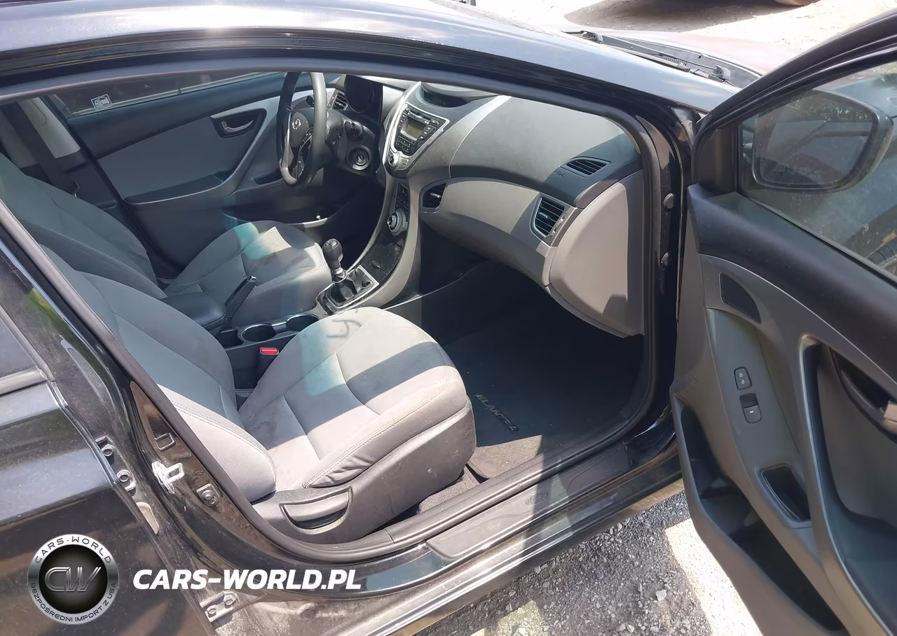 2012 Hyundai Elantra Gls VIN:5NPDH4AE8CH107915 - 5