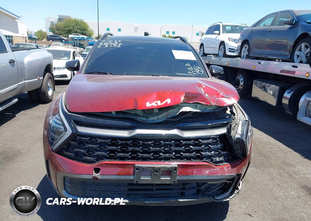 2024 Kia Sportage Plug-In Hybrid X-Line VIN:KNDPYDDH1R7163792 - 12