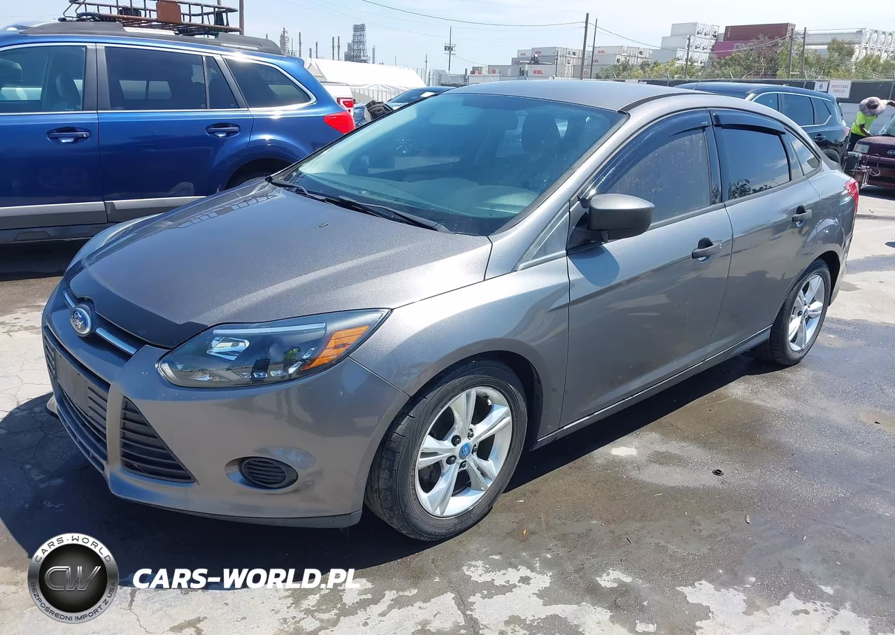 2012 Ford Focus S VIN:1FAHP3E29CL273635 - 2