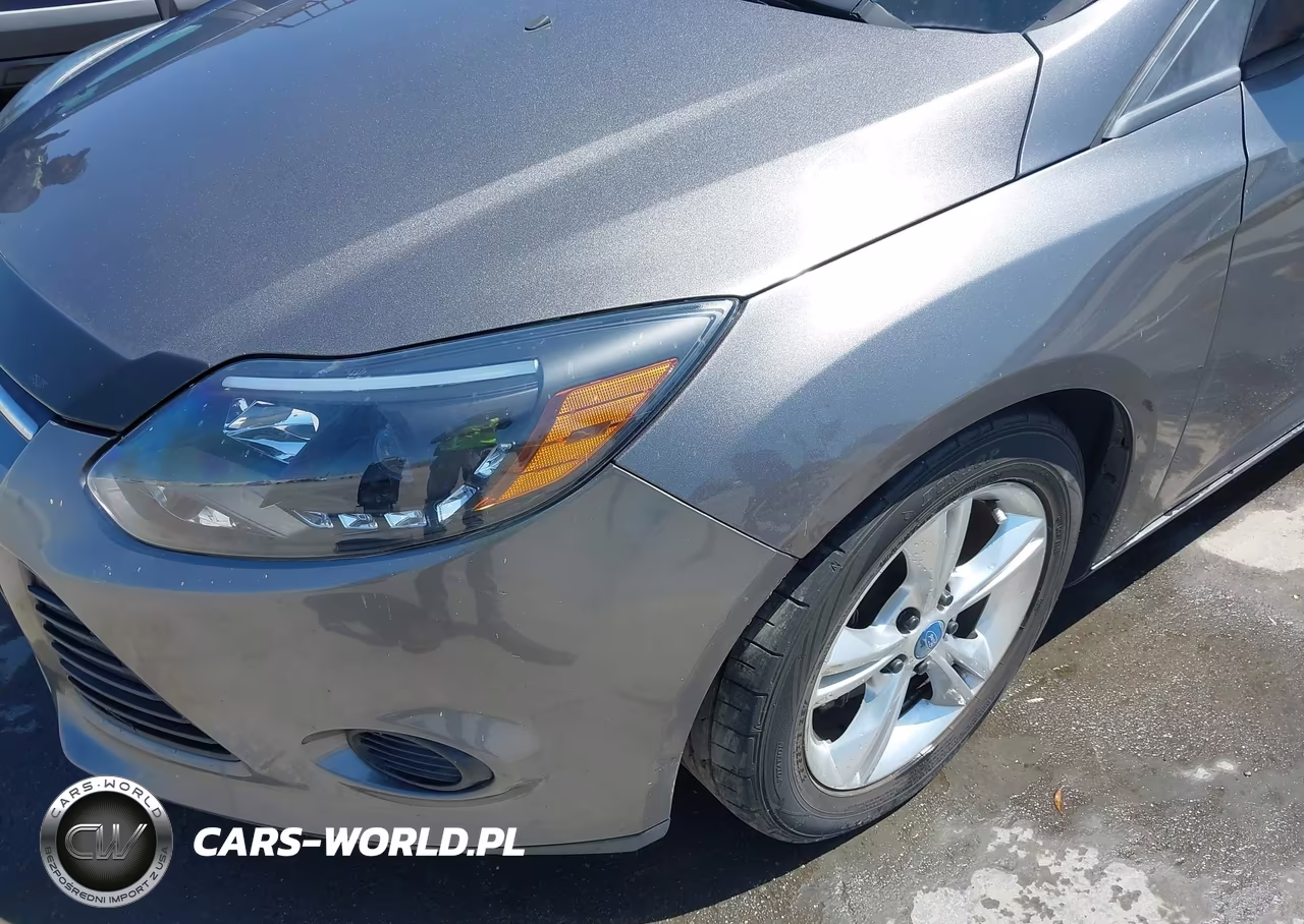 2012 Ford Focus S VIN:1FAHP3E29CL273635 - 6