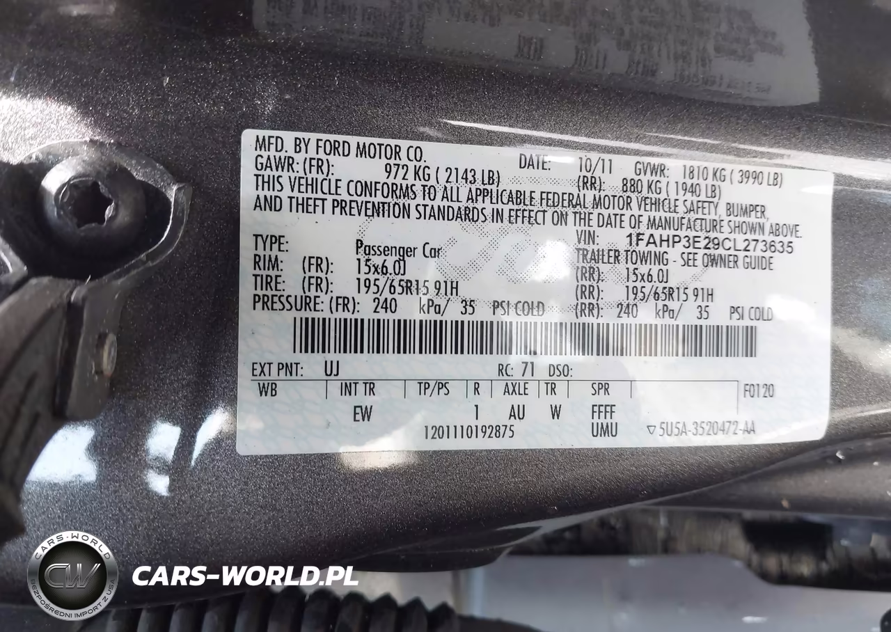 2012 Ford Focus S VIN:1FAHP3E29CL273635 - 9