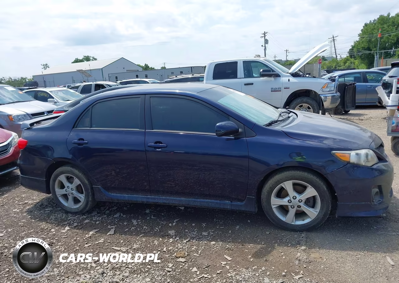 2013 Toyota Corolla S VIN:2T1BU4EE4DC948387 - 13