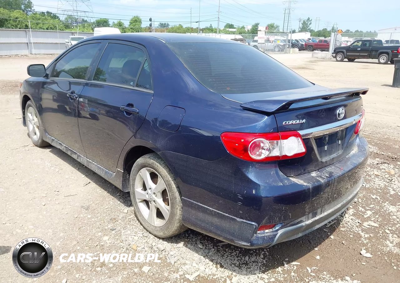 2013 Toyota Corolla S VIN:2T1BU4EE4DC948387 - 3