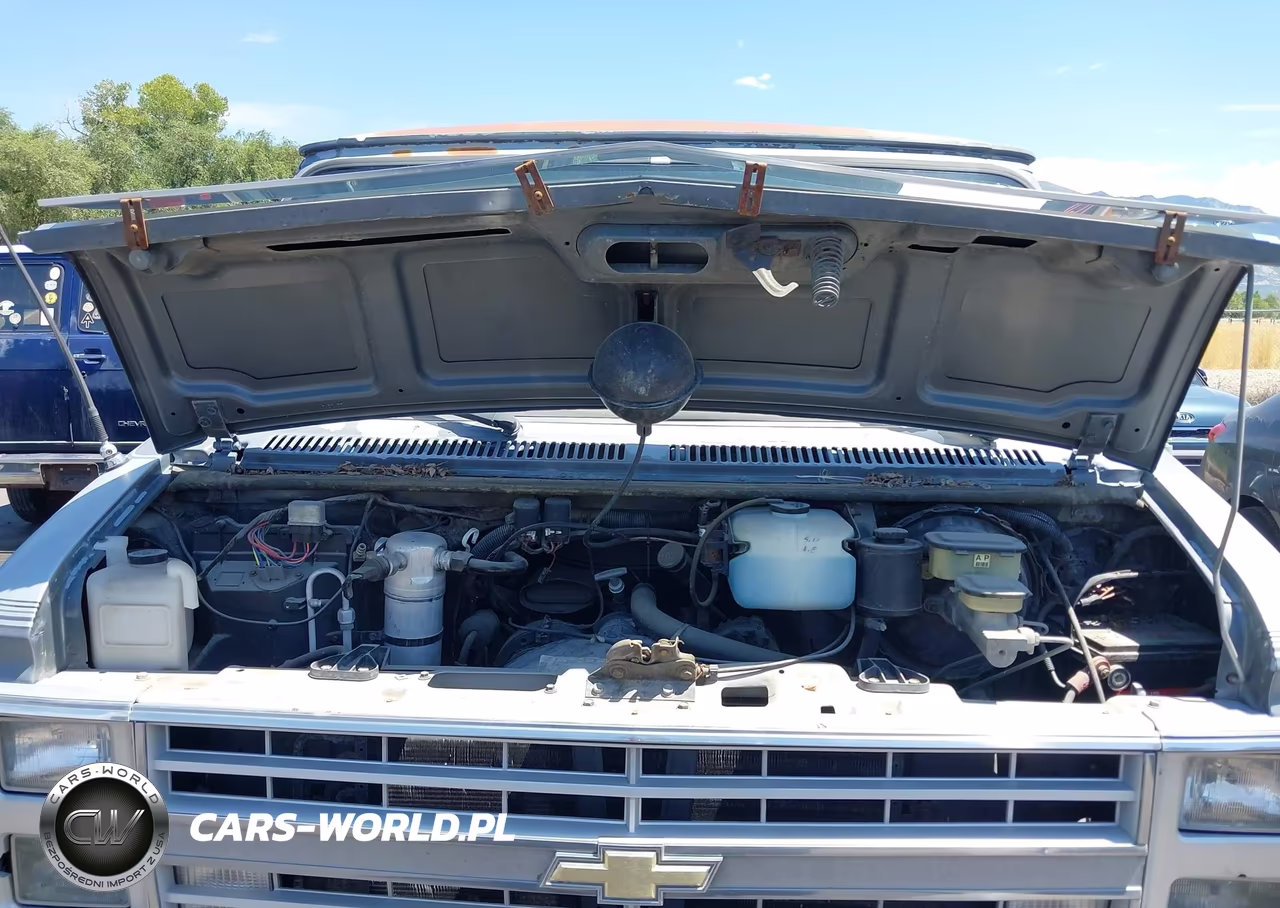 1988 Chevrolet G20 VIN:1GBEG25H9J7116063 - 10
