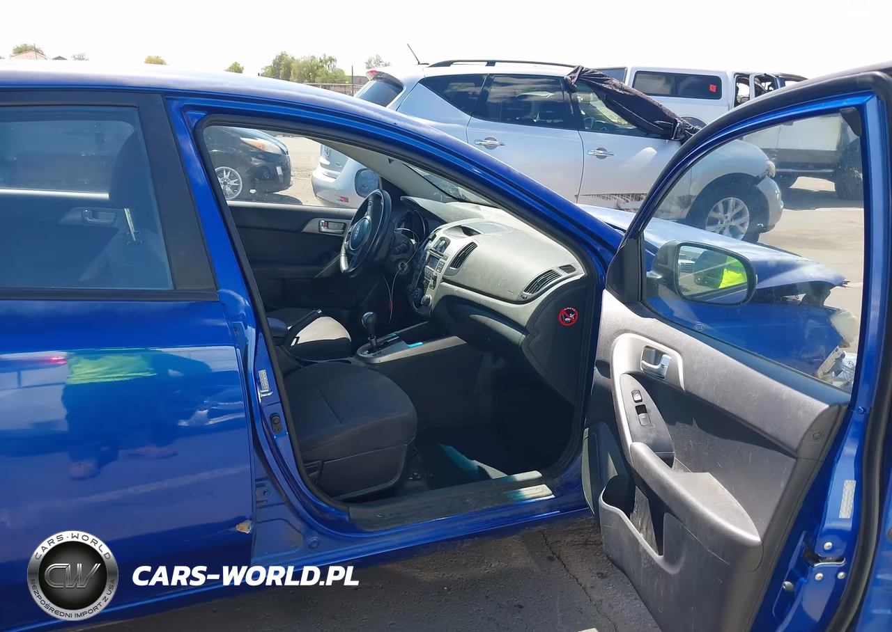 2010 Kia Forte Sx VIN:KNAFW4A30A5049113 - 5