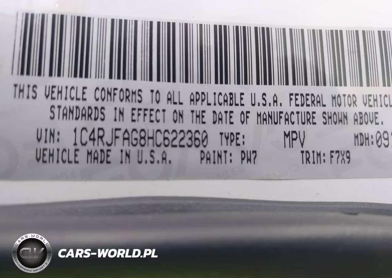 2017 Jeep Grand Cherokee Laredo VIN:1C4RJFAG8HC622360 - 9