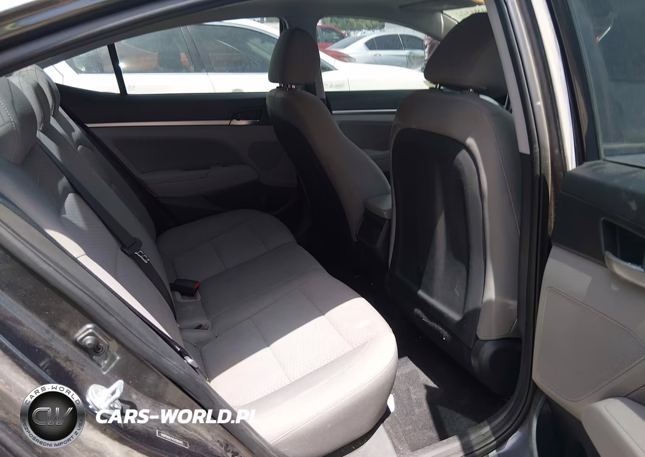 2020 Hyundai Elantra Value Edition VIN:5NPD84LF4LH584492 - 8