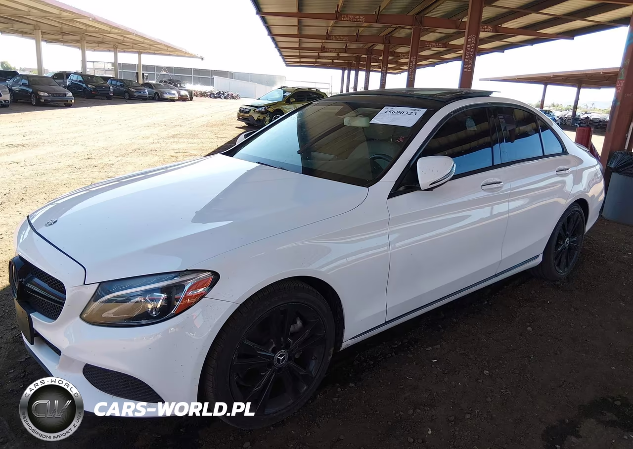 2017 Mercedes-Benz C 300 VIN:55SWF4JB3HU211608 - 18