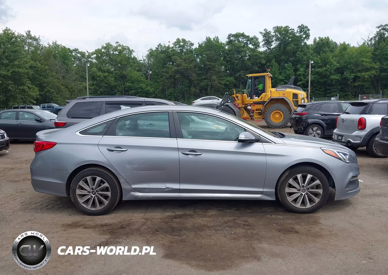 2015 Hyundai Sonata Sport VIN:5NPE34AF6FH027819 - 13