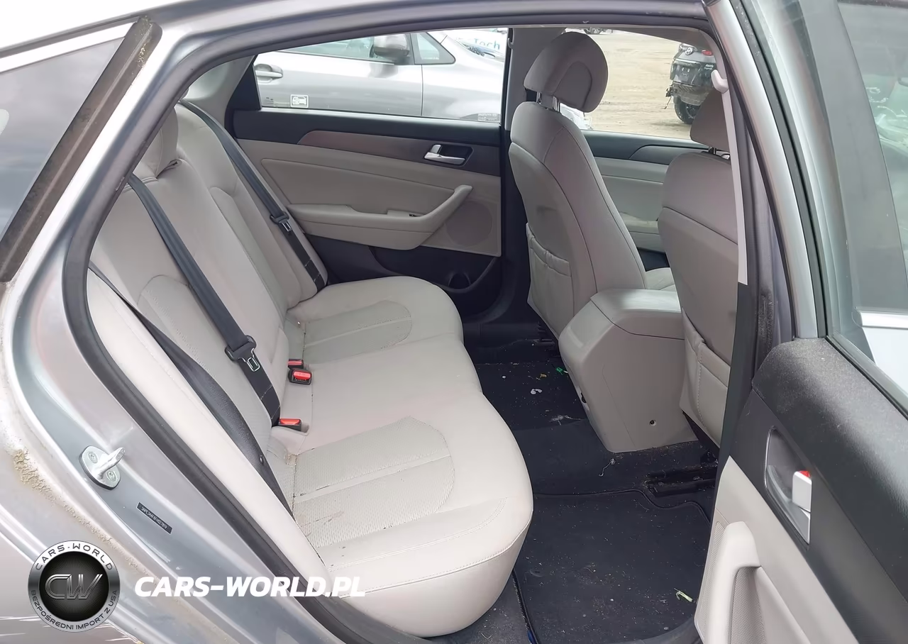 2015 Hyundai Sonata Sport VIN:5NPE34AF6FH027819 - 8