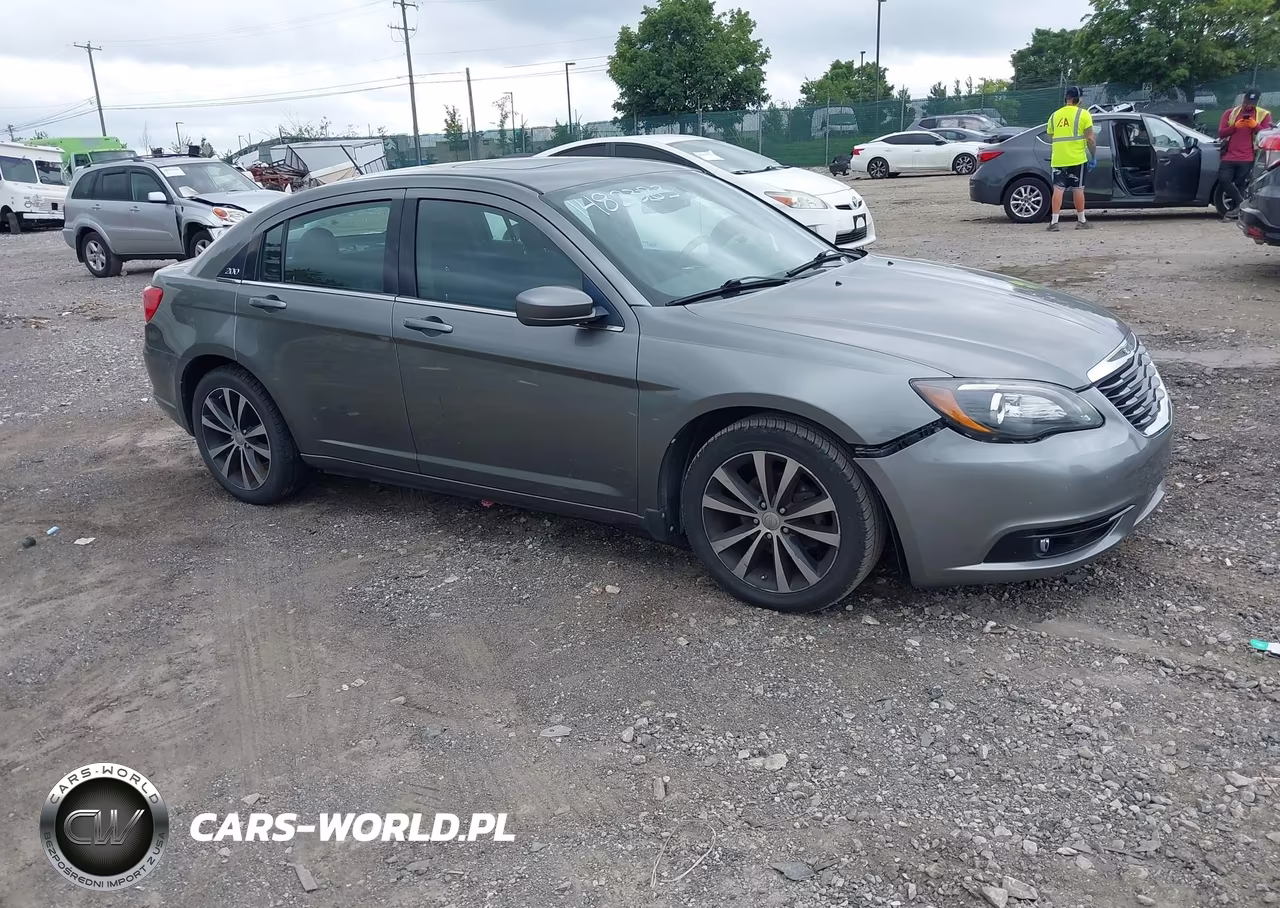 2013 Chrysler 200 Touring VIN:1C3CCBBB1DN676680 - 1