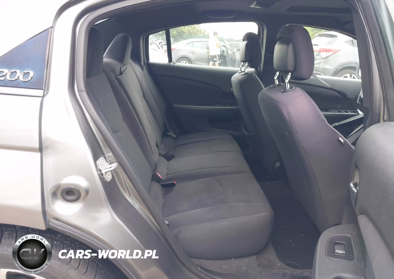 2013 Chrysler 200 Touring VIN:1C3CCBBB1DN676680 - 8