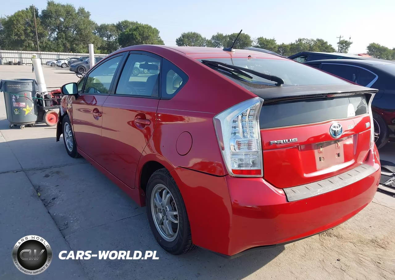 2011 Toyota Prius Three VIN:JTDKN3DU7B5366679 - 3