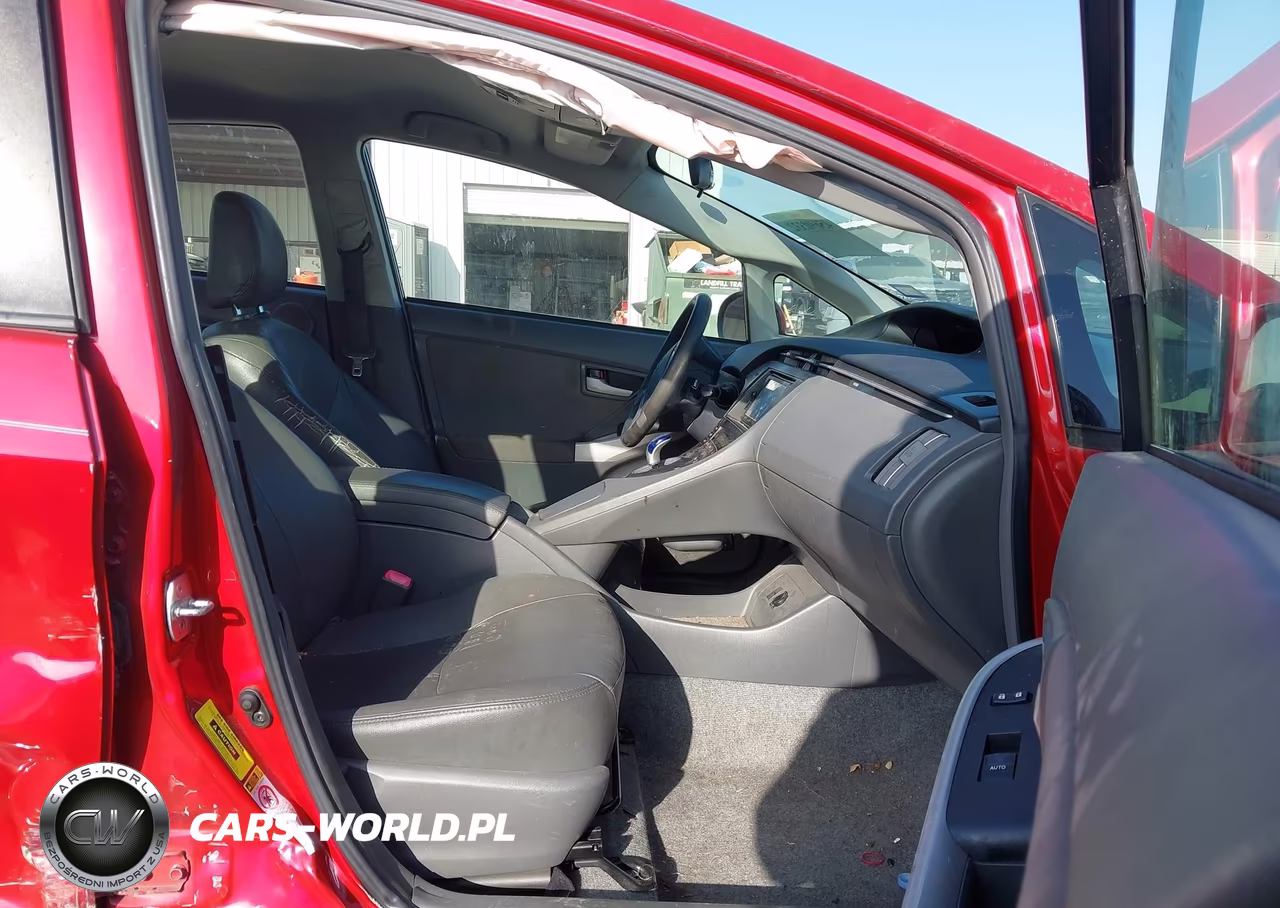 2011 Toyota Prius Three VIN:JTDKN3DU7B5366679 - 5