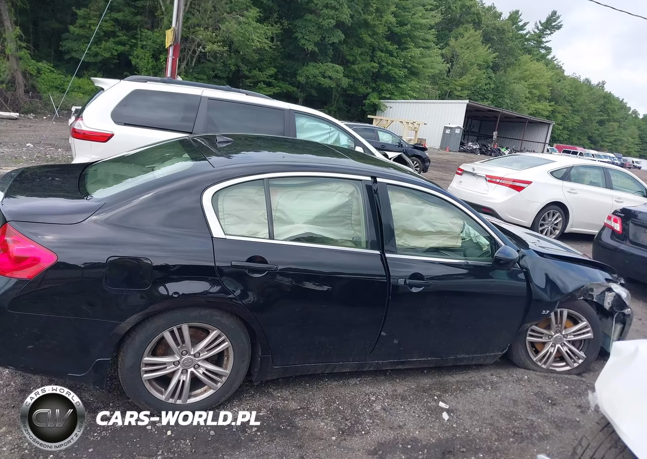 2015 Infiniti Q40 VIN:JN1CV6AR3FM650685 - 13