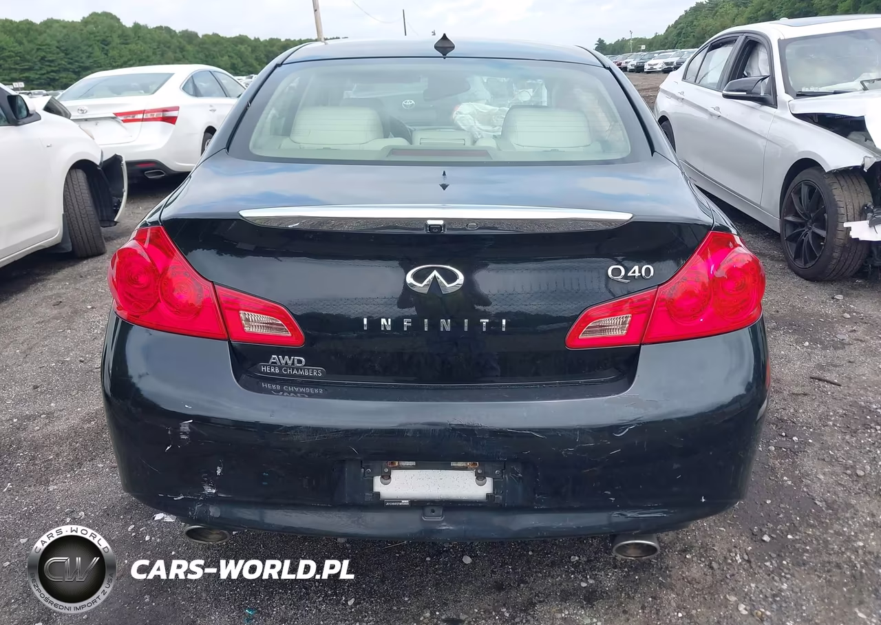 2015 Infiniti Q40 VIN:JN1CV6AR3FM650685 - 16