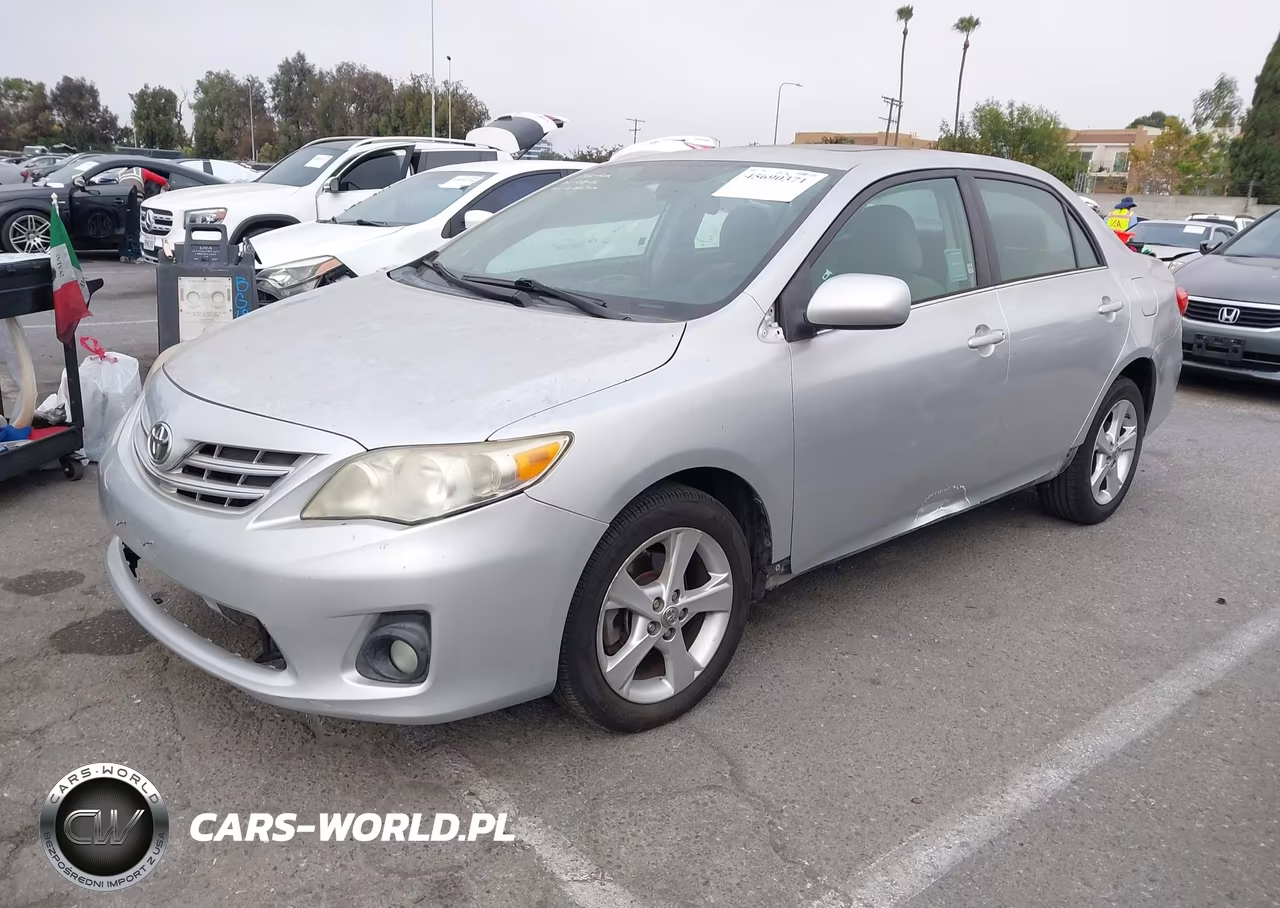 2013 Toyota Corolla Le VIN:5YFBU4EE8DP202928 - 2