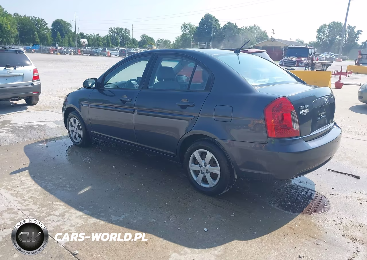 2008 Hyundai Accent Gls VIN:KMHCN46C28U175440 - 3