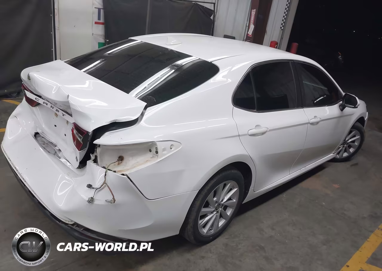 2021 Toyota Camry Le VIN:4T1C11AKXMU590329 - 4