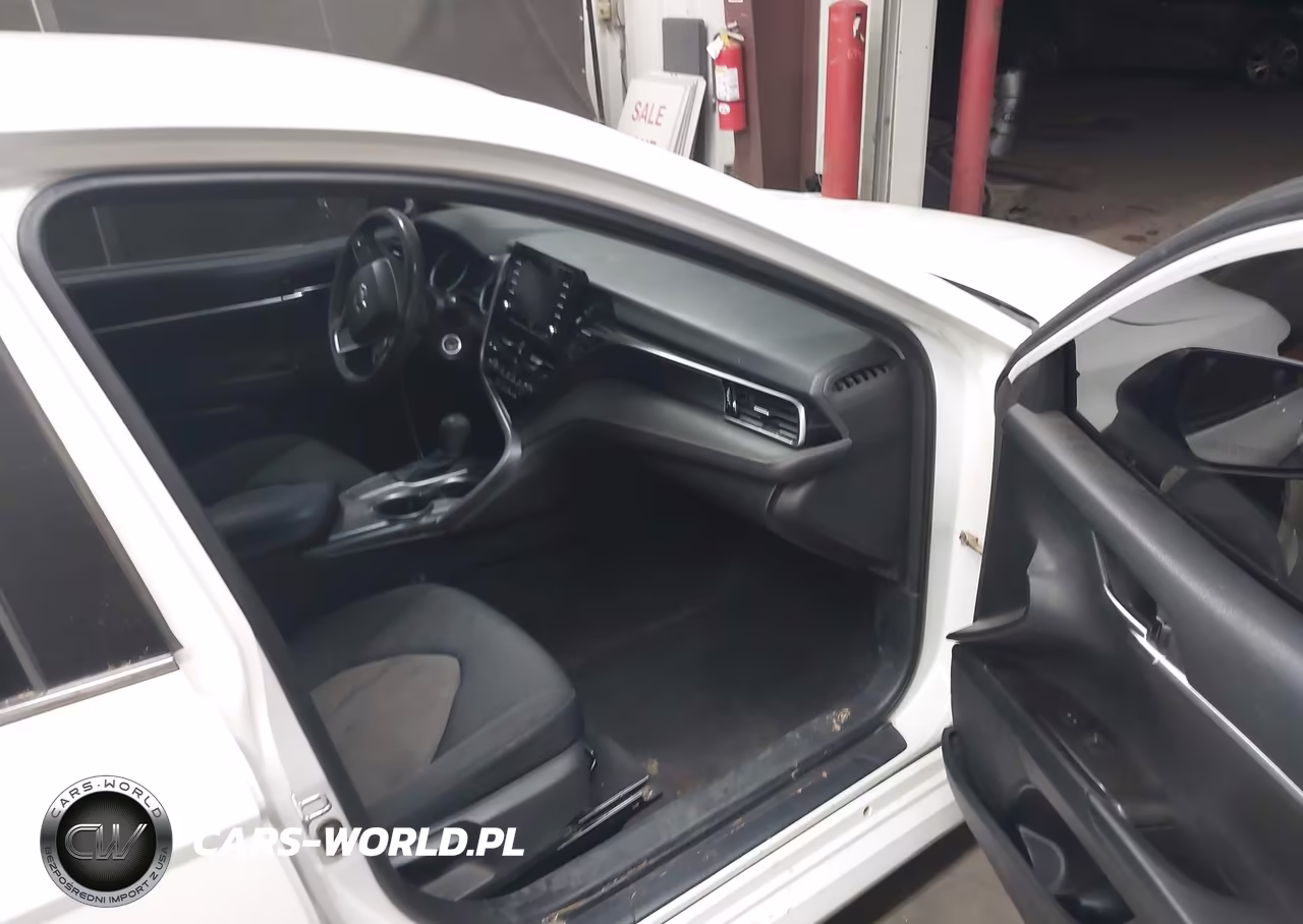 2021 Toyota Camry Le VIN:4T1C11AKXMU590329 - 5