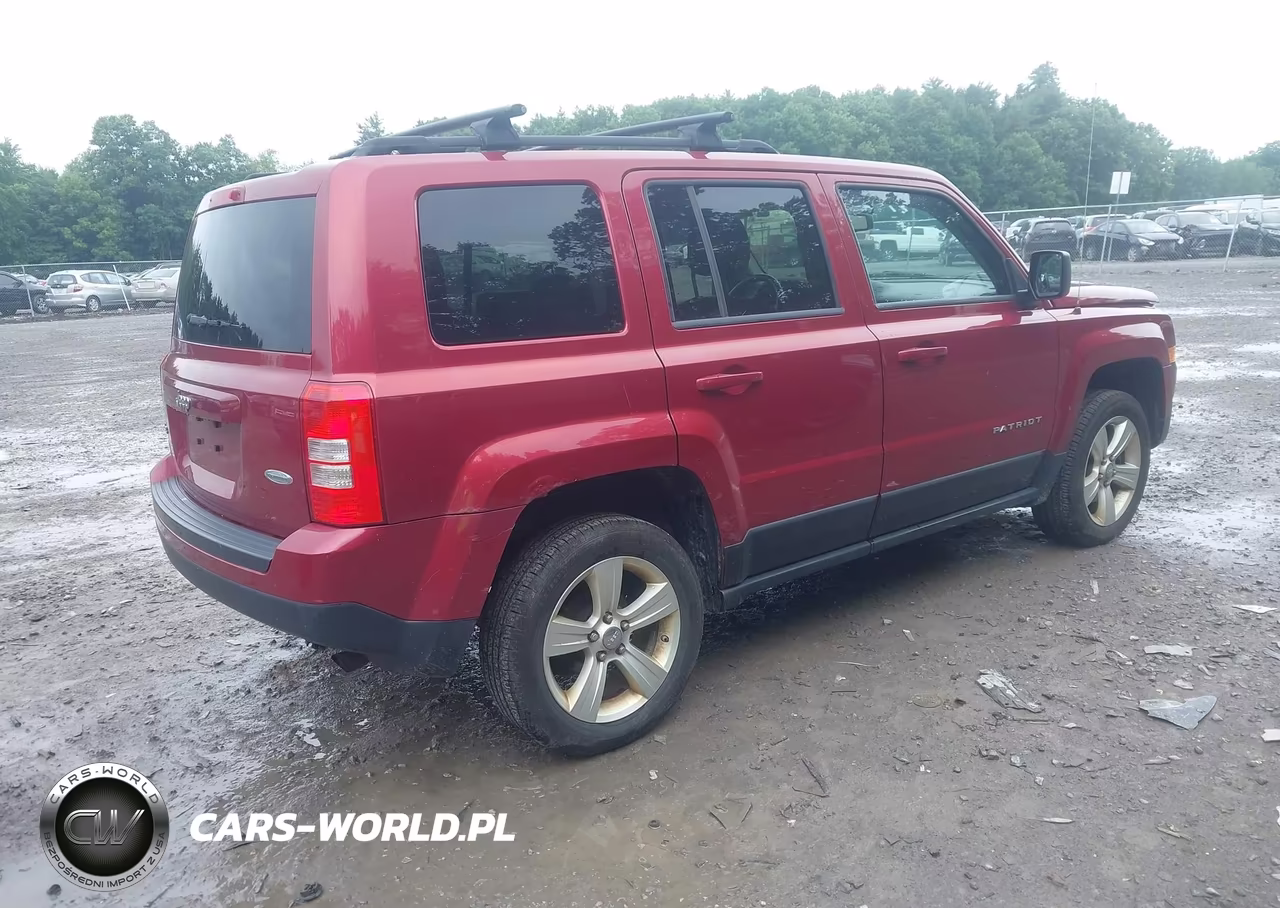 2012 Jeep Patriot Latitude VIN:1C4NJRFB6CD633891 - 4