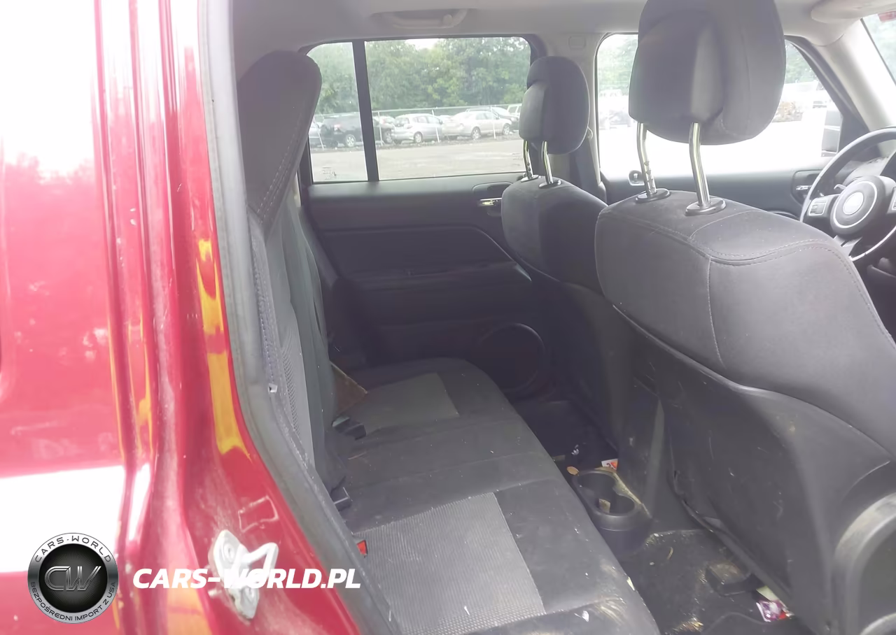 2012 Jeep Patriot Latitude VIN:1C4NJRFB6CD633891 - 8