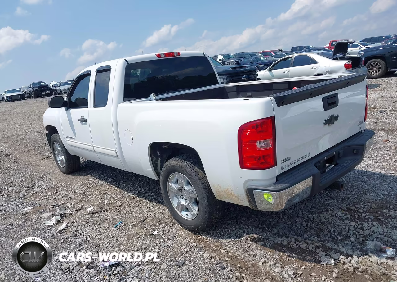 2012 Chevrolet Silverado 1500 Ls VIN:1GCRCREA4CZ296368 - 3