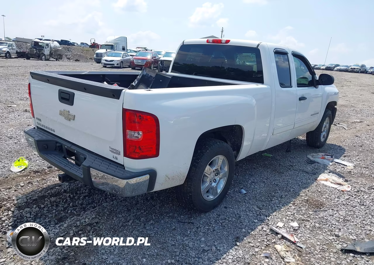 2012 Chevrolet Silverado 1500 Ls VIN:1GCRCREA4CZ296368 - 4