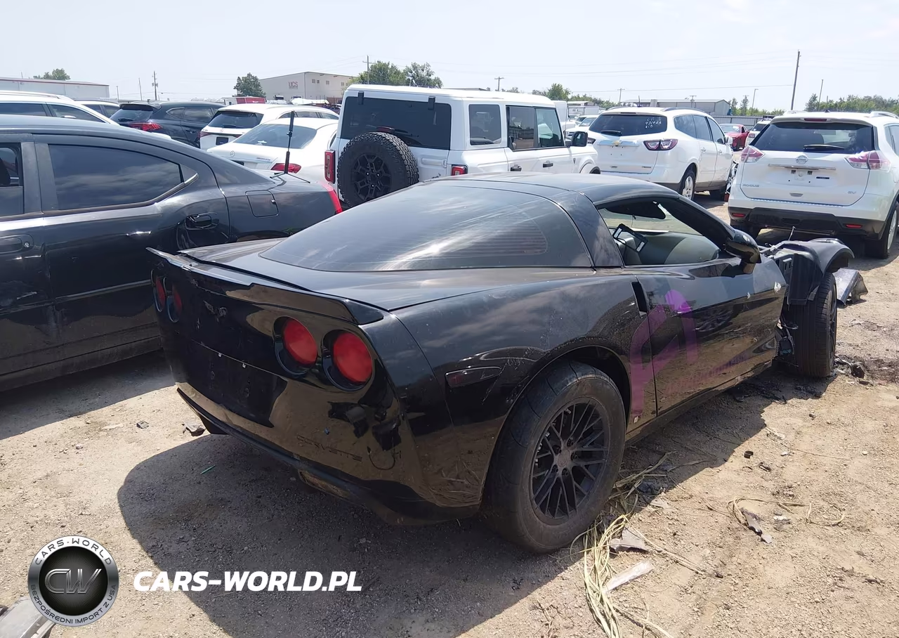 2007 Chevrolet Corvette VIN:1G1YY26UX75137826 - 4