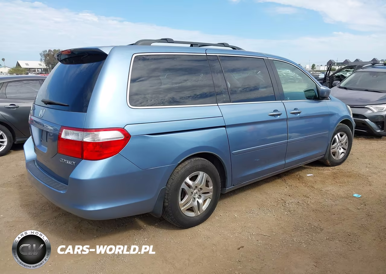 2005 Honda Odyssey Ex-L VIN:5FNRL38695B113642 - 4