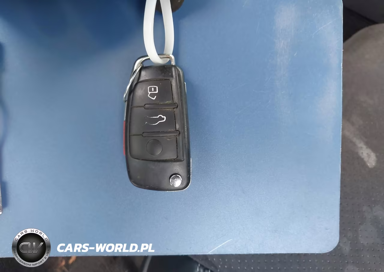 2010 Audi Tt 2.0T Premium VIN:TRUKFAFK6A1020857 - 11