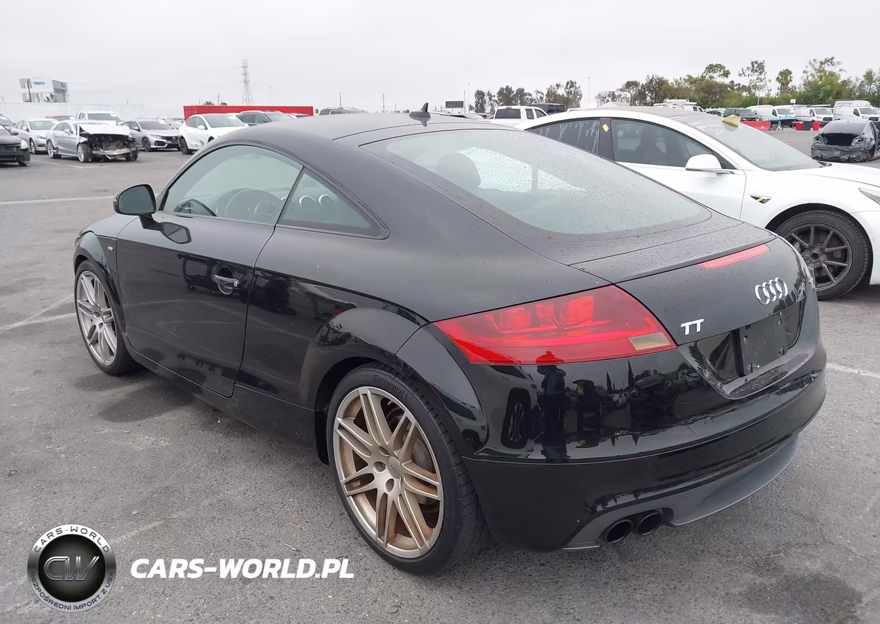 2010 Audi Tt 2.0T Premium VIN:TRUKFAFK6A1020857 - 3