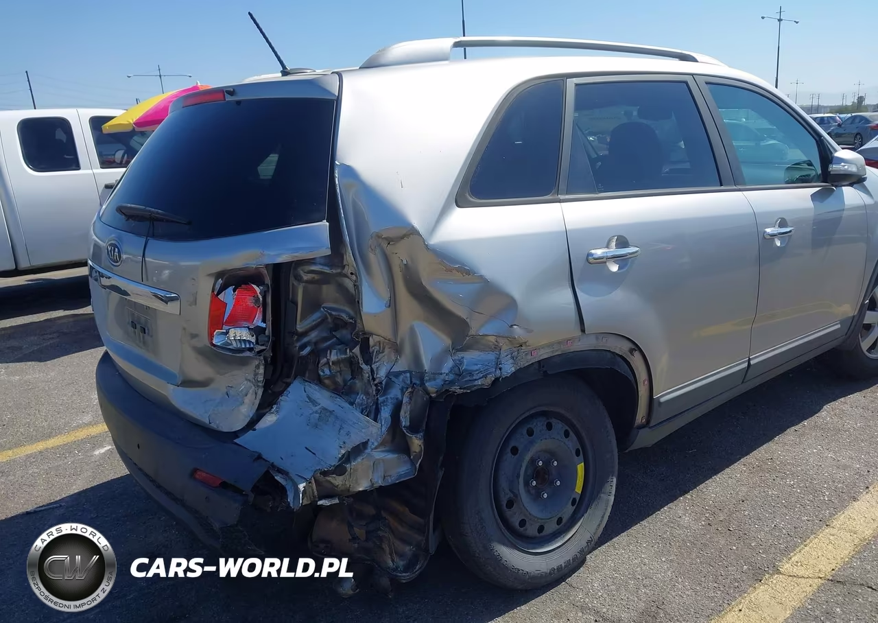 2013 Kia Sorento Lx VIN:5XYKT4A6XDG424439 - 18