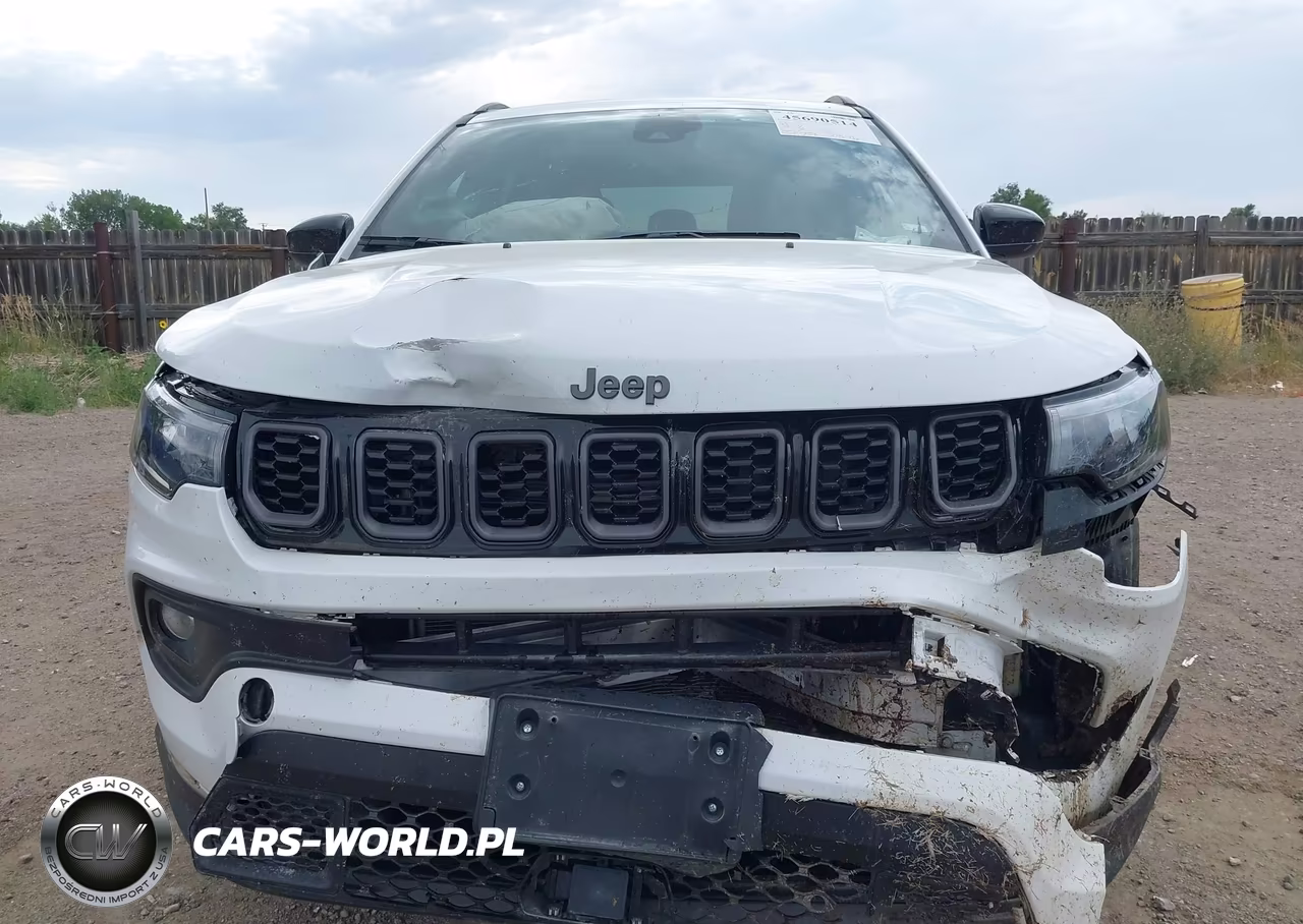 2025 Jeep Compass Latitude 4X4 VIN:3C4NJDBNXST618080 - 13