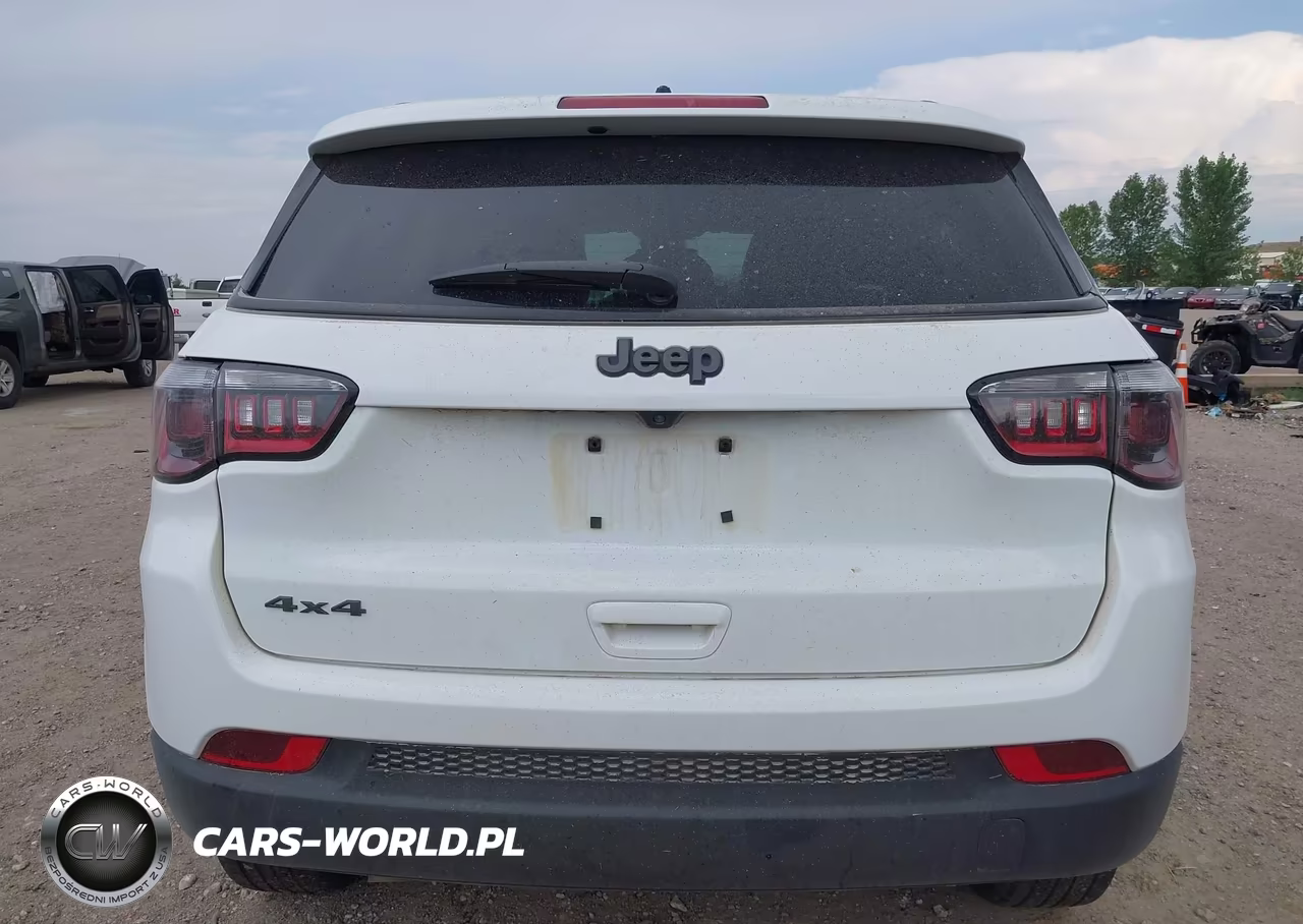 2025 Jeep Compass Latitude 4X4 VIN:3C4NJDBNXST618080 - 17