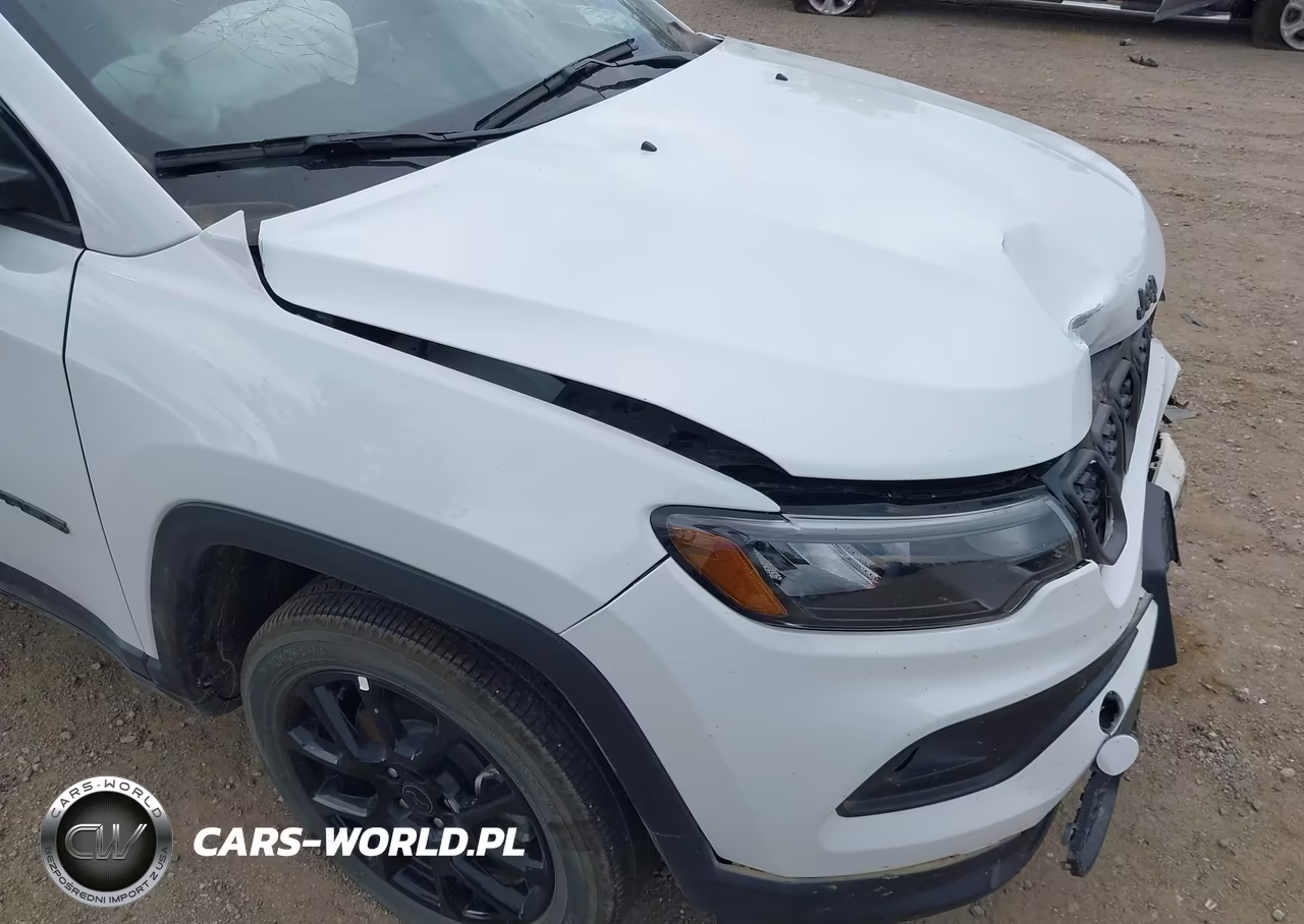 2025 Jeep Compass Latitude 4X4 VIN:3C4NJDBNXST618080 - 22