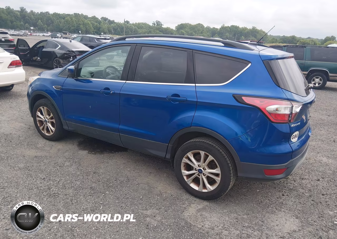2017 Ford Escape Se VIN:1FMCU9GD2HUE83487 - 3