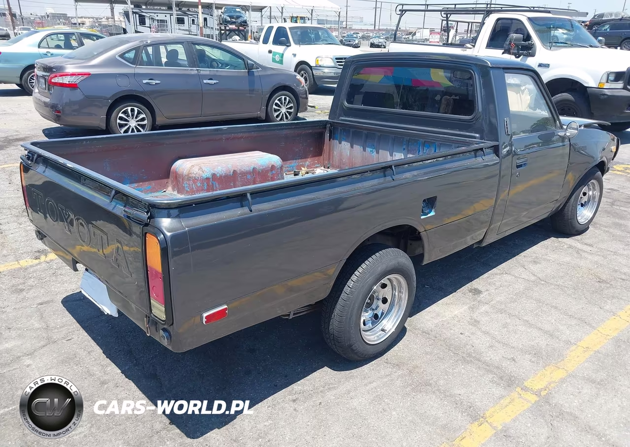 1976 Tyta Hilux VIN:RN28030822 - 4