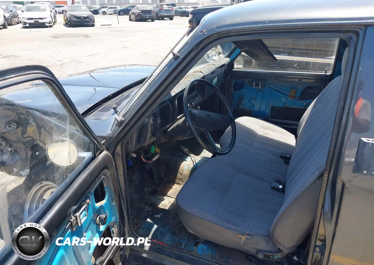 1976 Tyta Hilux VIN:RN28030822 - 8