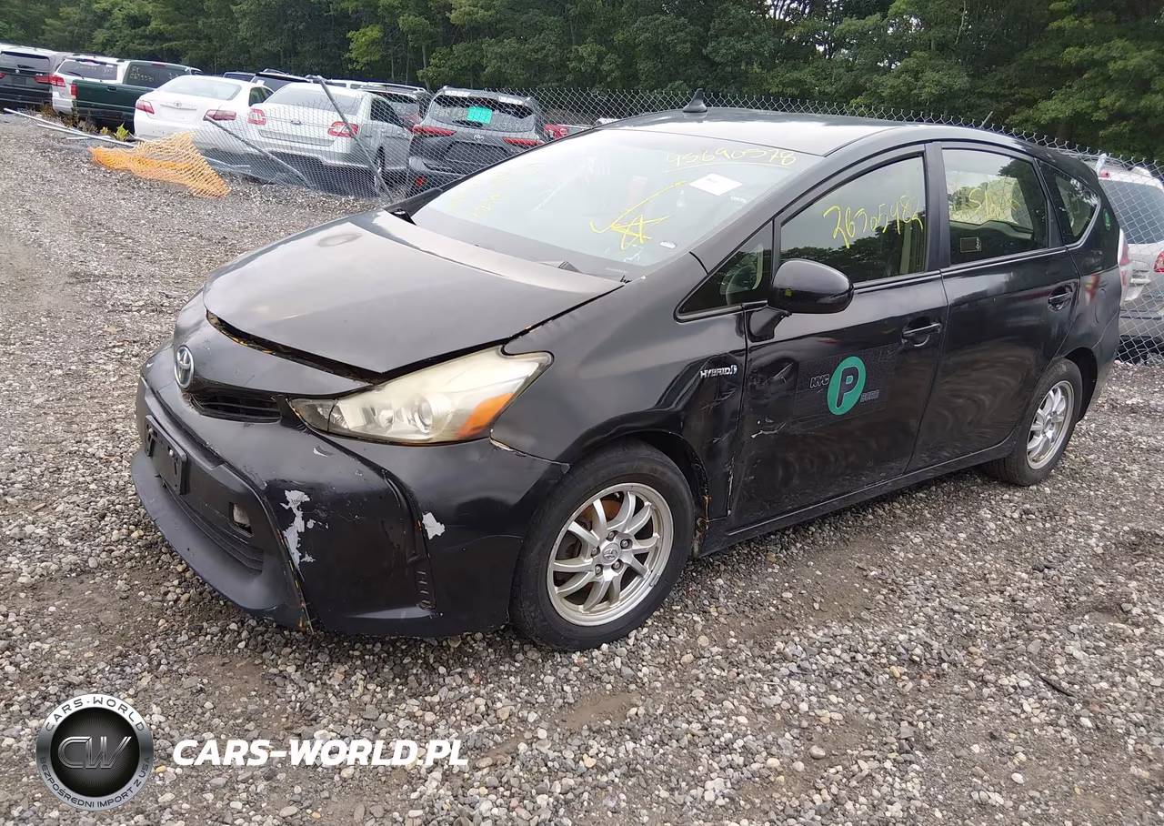 2015 Toyota Prius V Two VIN:JTDZN3EU1FJ033324 - 2