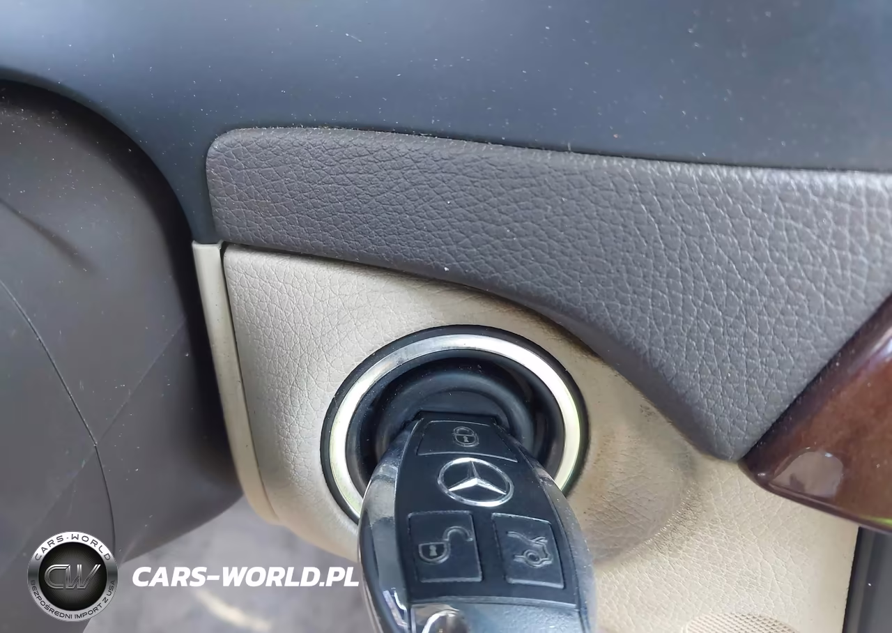 2013 Mercedes-Benz C 250 Sport VIN:WDDGF4HB3DR282376 - 11