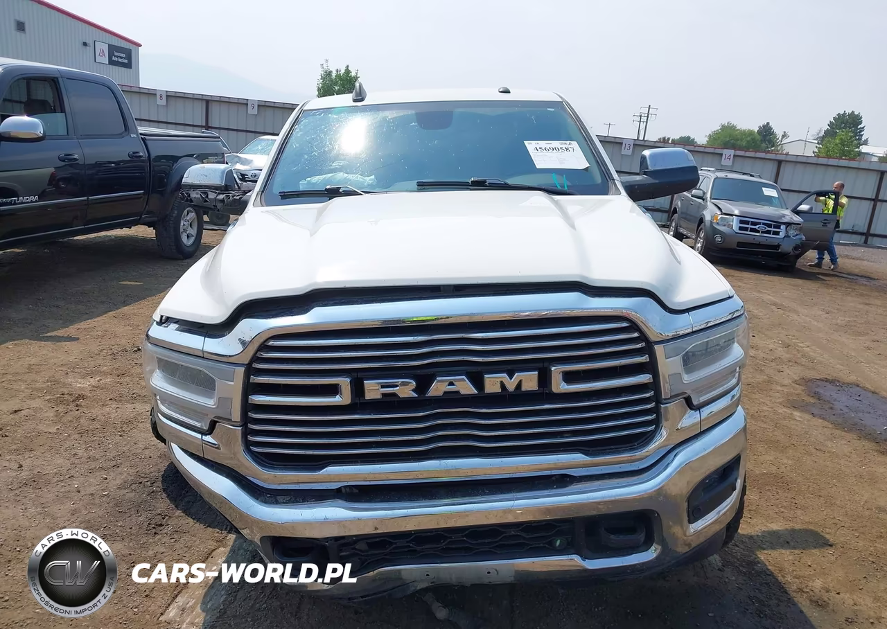 2022 Ram 3500 Laramie 4X4 8' Box VIN:3C63R3JL1NG242531 - 12